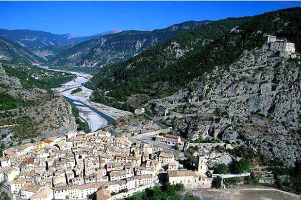 Le village d'Entrevaux