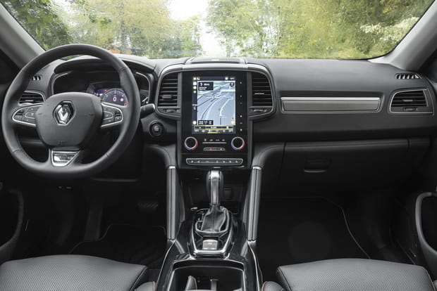 Un habitacle fade malgré la finition Initiale Paris