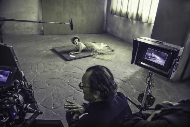 Mia Goth dans le Calendrier Pirelli 2020