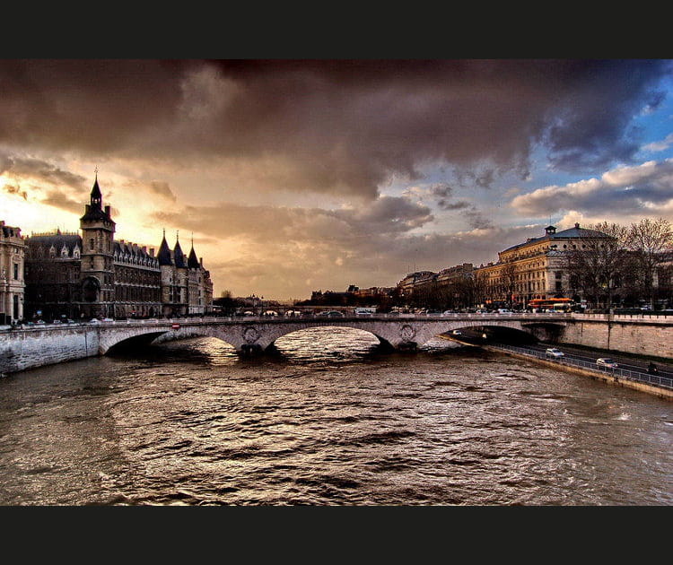 Entre ciel et Seine