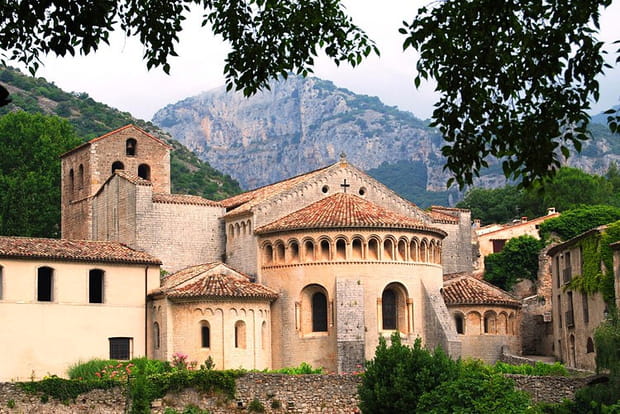 Saint-Guilhem-le-Désert et son église, joyau de l'art roman languedocien