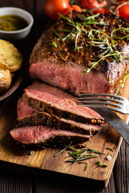 Servir la viande tout de suite apr&egrave;s cuisson