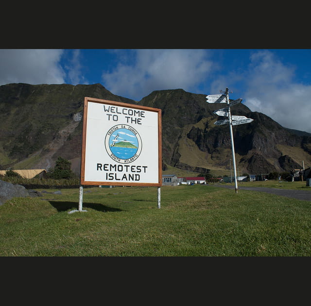 L'&icirc;le de Tristan da Cunha au milieu de l'Atlantique