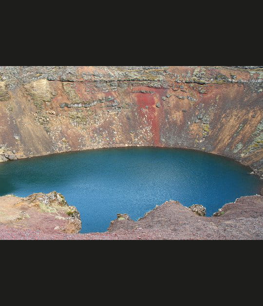 Le crat&egrave;re du volcan Kerid