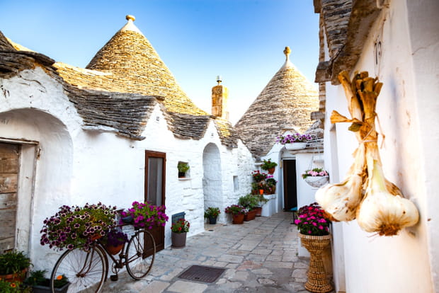 Alberobello et ses curieuses huttes surmontées d'un toit conique