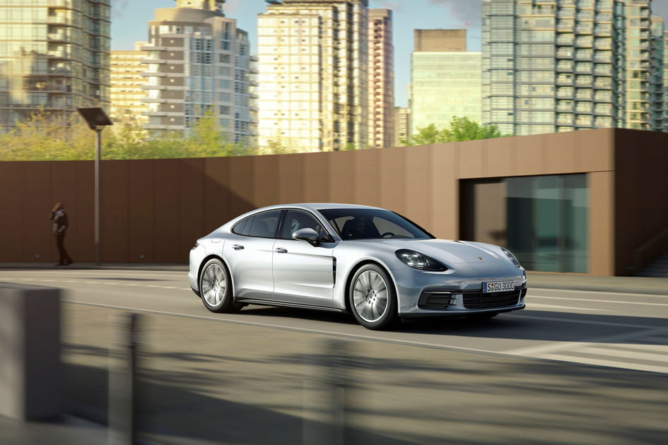 15e ex-aequo&nbsp;: Porsche Panamera