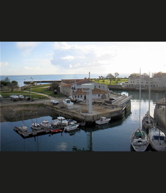 Le port de Saint-Martin-de-R&eacute;