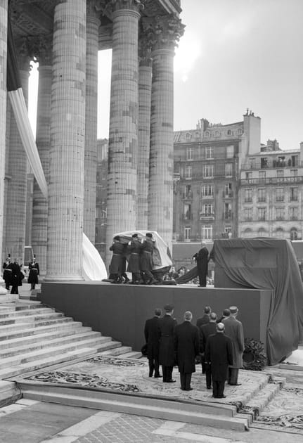 Eloge ou hommage&nbsp;?