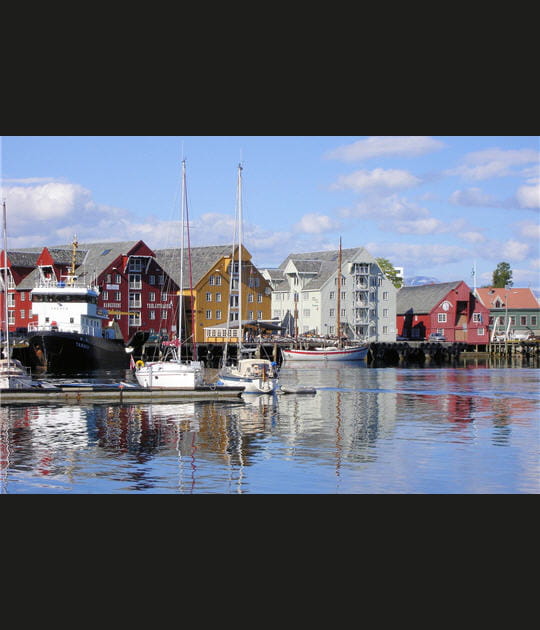 Troms&oslash;, au nord du cercle polaire