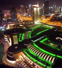 le dubai mall est le plus grand centre commercial du monde.