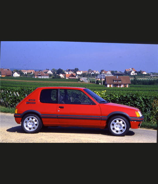 Toutes les Peugeot 205&nbsp;re&ccedil;oivent une nouvelle bo&icirc;te de vitesse