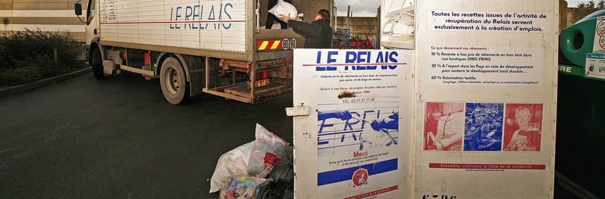 Ne jetez plus vos v&ecirc;tements dans ces conteneurs pr&eacute;sents partout, c'est inutile