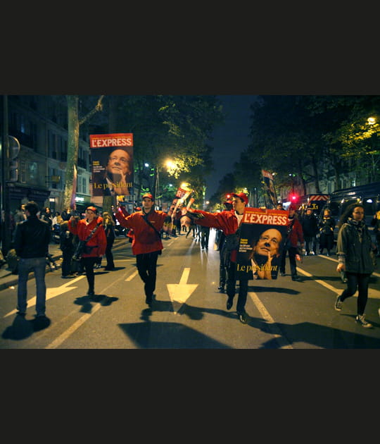 La une de L'Express dans la rue
