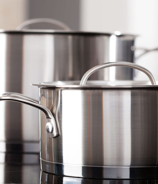 Le marc de caf&eacute; pour r&eacute;cup&eacute;rer les fonds de casseroles