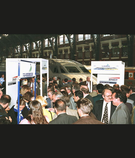 26&nbsp;septembre 1993&nbsp;: le TGV &agrave; Lille