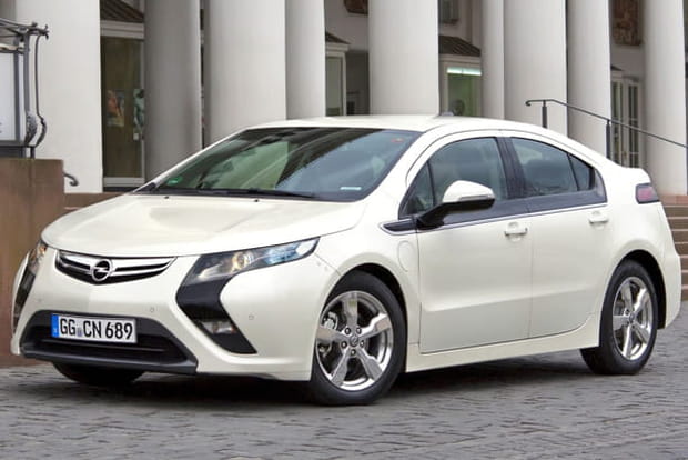 2012 : Opel Ampera/Chevrolet Volt