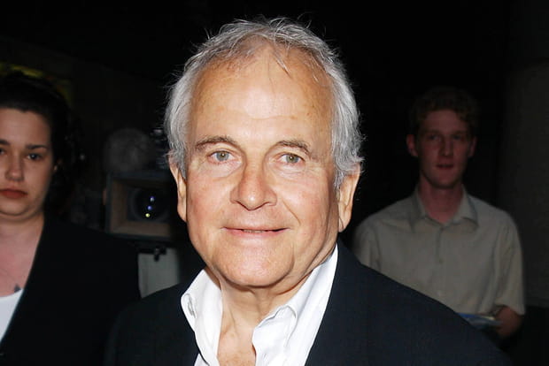 Ian Holm