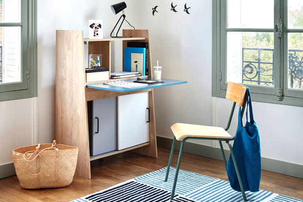Un Bureau Facon Buffet