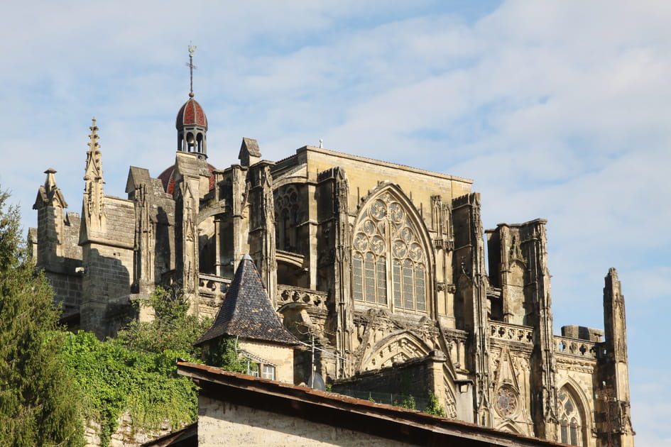 La cit&eacute; m&eacute;di&eacute;vale de Saint-Antoine l&rsquo;Abbaye