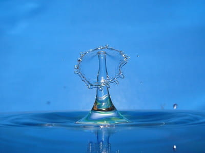 Goutte D Eau Figee Dans Les Airs