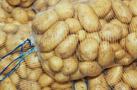 Connaissez-vous l'astuce du bouchon de liège pour conserver les pommes de terre plus longtemps ?