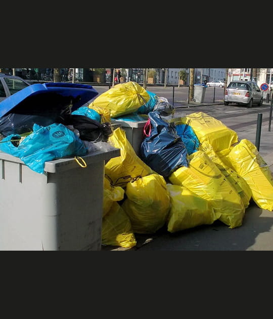 Gr&egrave;ve des &eacute;boueurs &agrave; Nantes