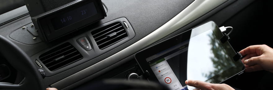Je suis pay&eacute; pour conduire une voiture-radar&nbsp;et voici combien je gagne par mois