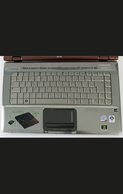 Clavier et pav&eacute; tactile