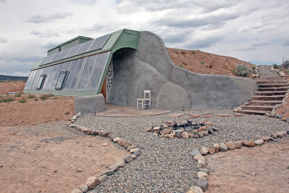 Une &eacute;co-maison autonome au Nouveau-Mexique