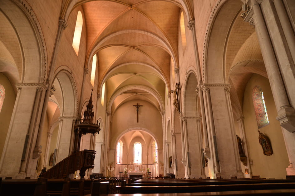 Une &eacute;glise aux multiples vies