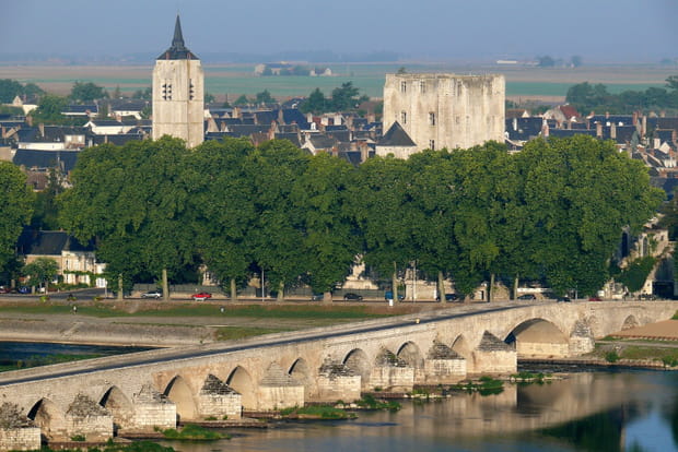 Beaugency, la cité médiévale qui domine la Loire