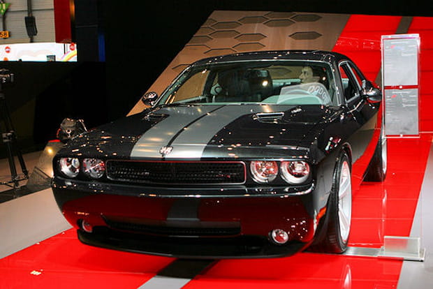 Dodge Challenger SRT8