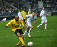 coupe de france 2012 : quevilly élimine marseille en quart de finale.