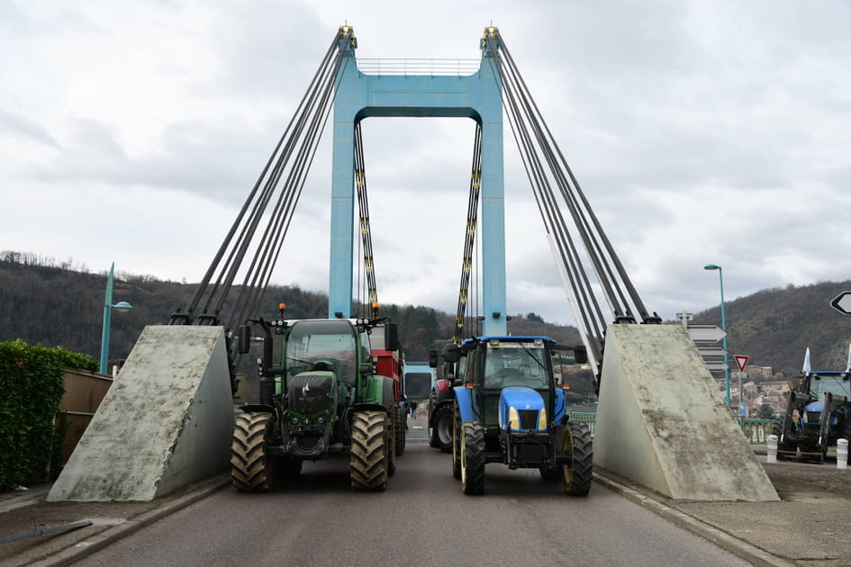 Col&egrave;re des agriculteurs&nbsp;: les blocages en images