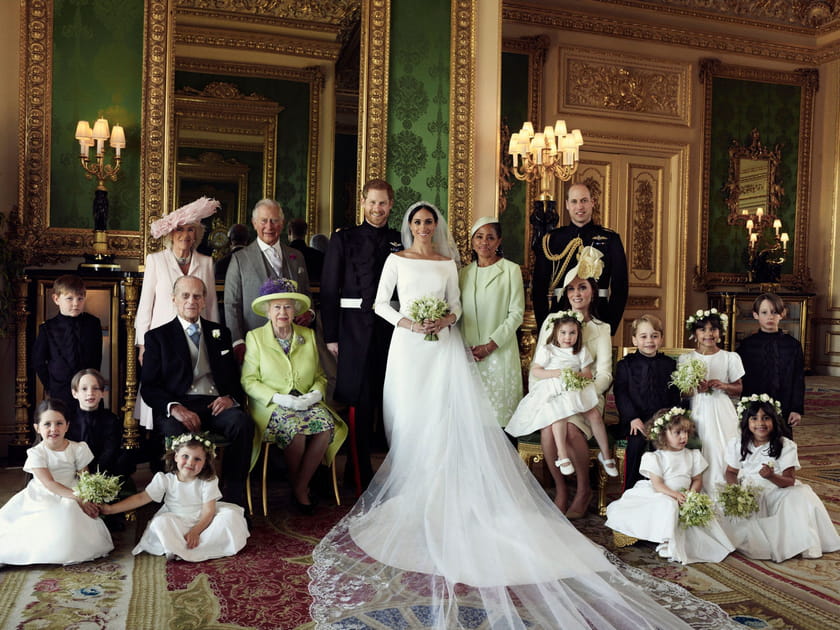 Famille royale resserr&eacute;e