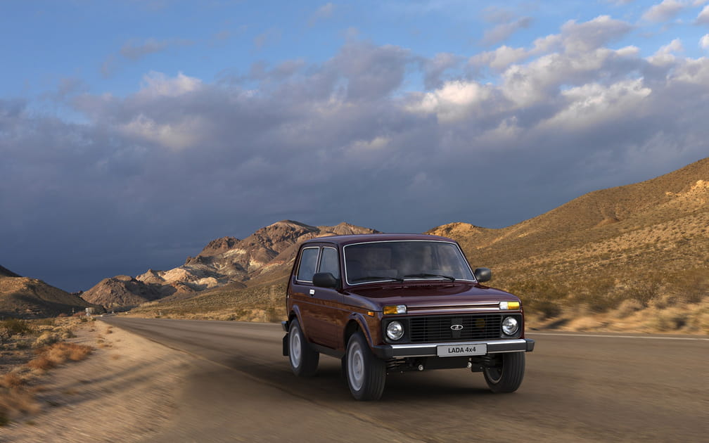 1er grand SUV (ex aequo) le moins cher : Lada 4x4
