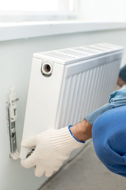 Choisir entre installer le chauffage soi-m&ecirc;me ou faire appel &agrave; des professionnels