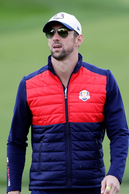 Michael Phelps a plong&eacute; dans l'alcool