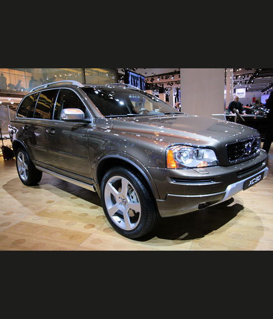Volvo XC90&nbsp;: l&eacute;ger restylage