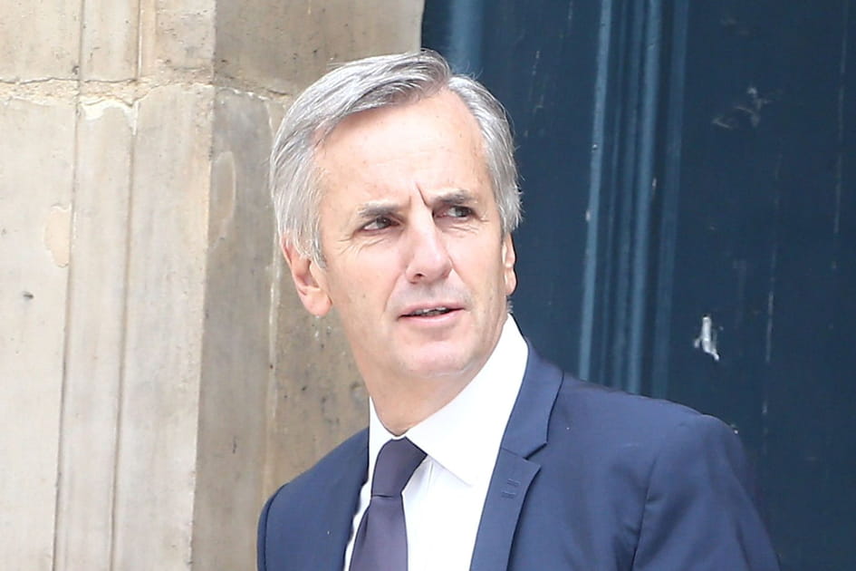 Bernard de la Villardi&egrave;re