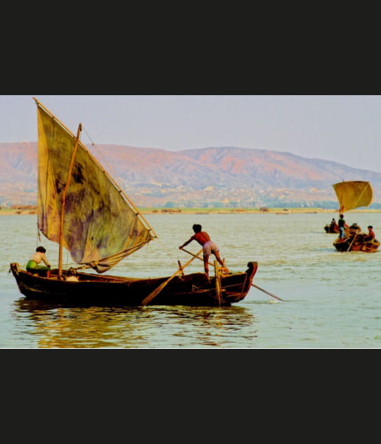 Sur le fleuve Ayeyarwady
