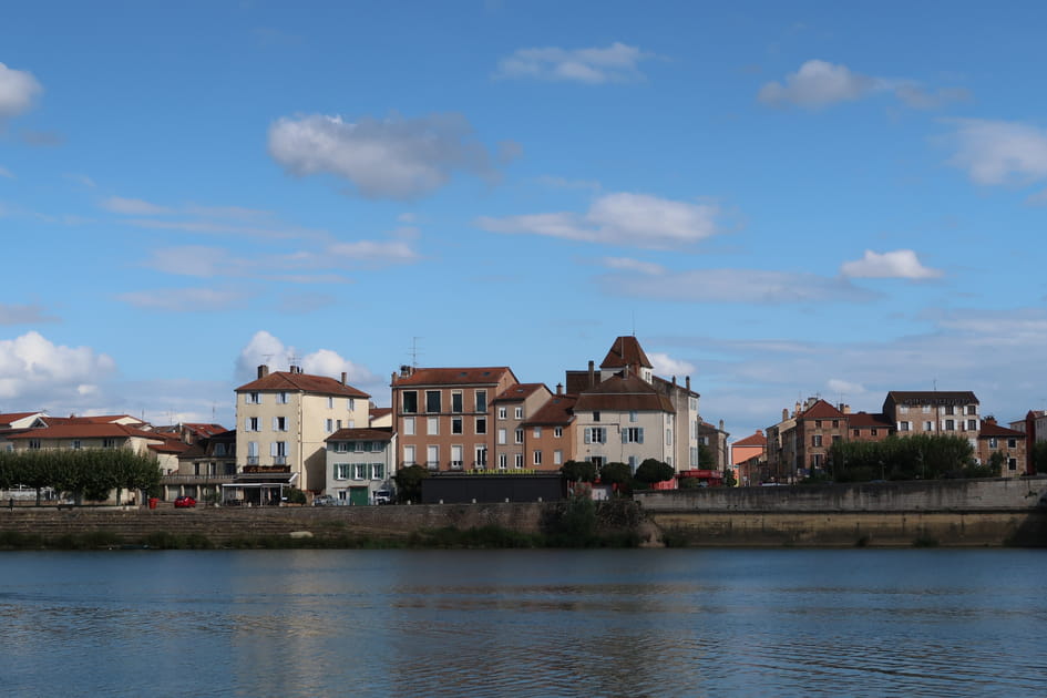 Saint-Laurent-sur-Sa&ocirc;ne, en bord de Sa&ocirc;ne