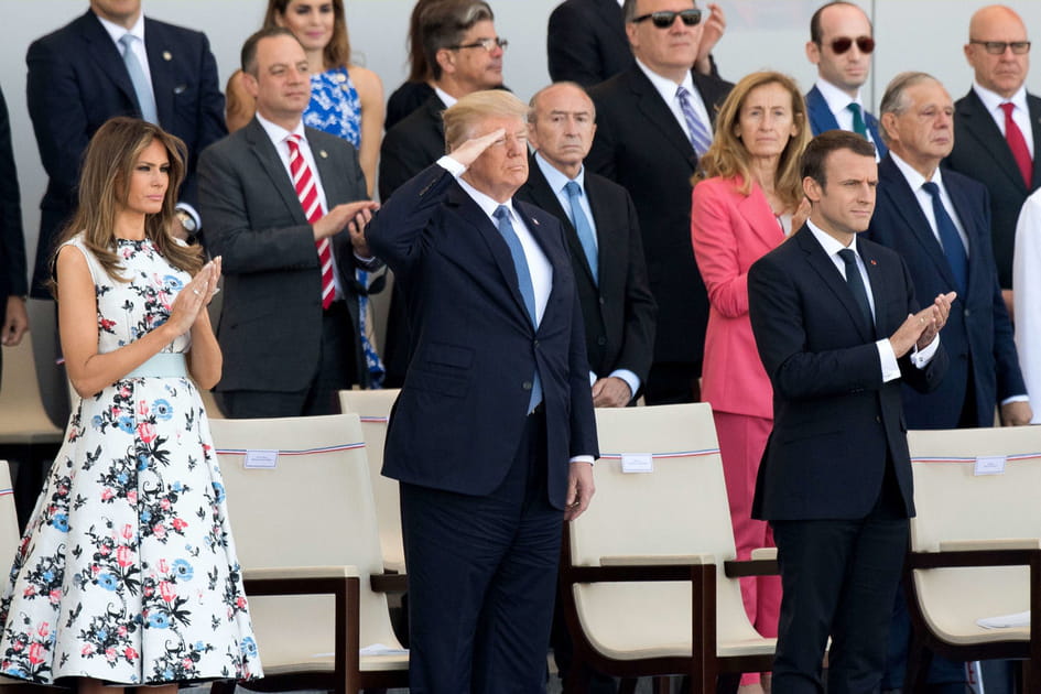 Au garde &agrave; vous