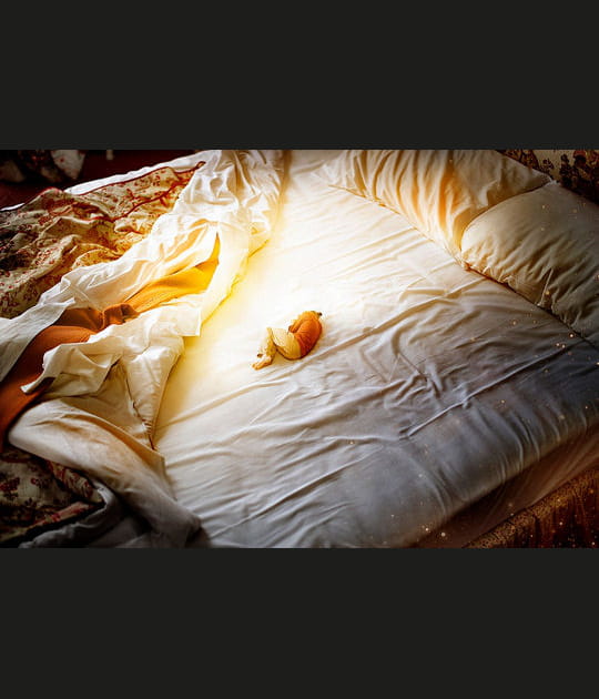 Autoportrait au lit et &agrave; l'&eacute;toile
