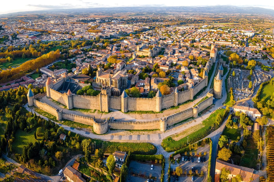 Carcassonne, extraordinaire cit&eacute; m&eacute;di&eacute;vale c&eacute;l&egrave;bre dans le monde entier