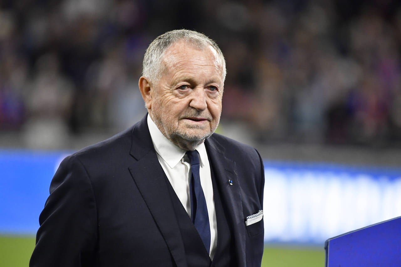 Municipales 2026 à Lyon : en tête des sondages, Aulas attaqué après un tweet sur les 