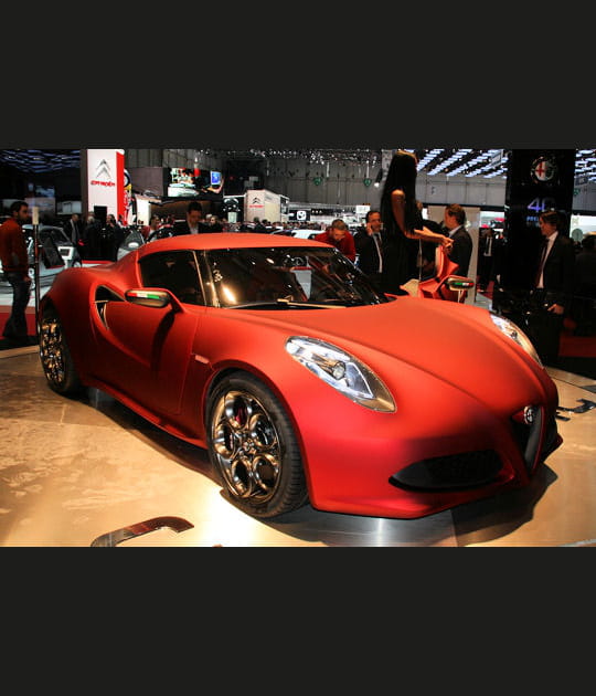 Alfa Romeo 4C Concept&nbsp;: petit coup&eacute; performant