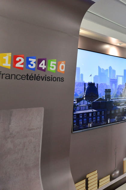 T&eacute;l&eacute;matin, entre infos et divertissement