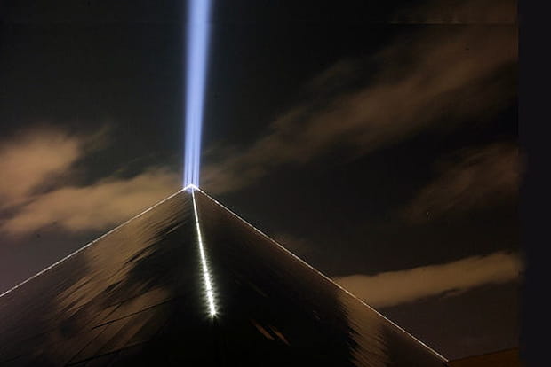 Le Luxor, une ambition pharaonique