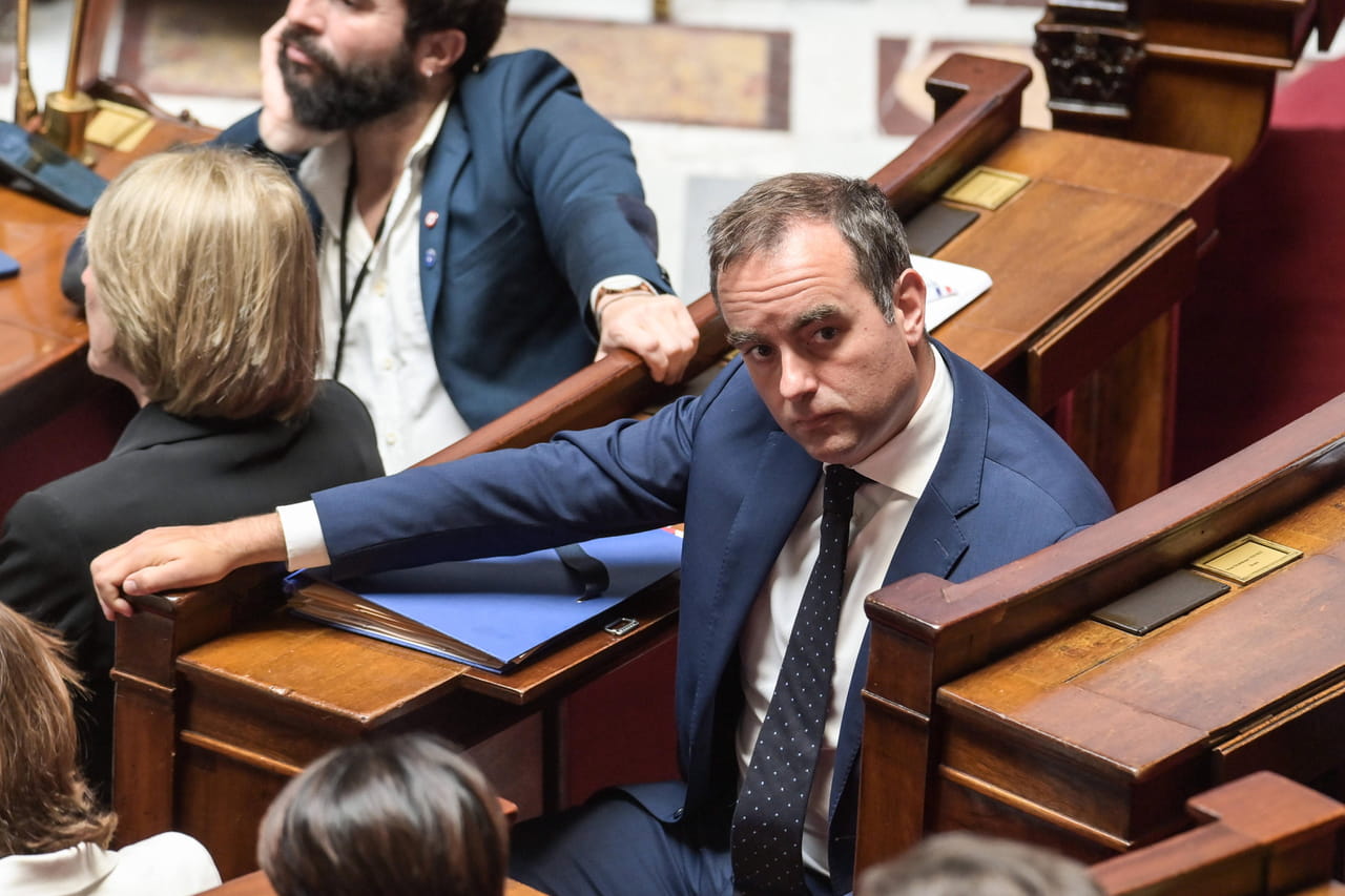 Censure de Sébastien Lecornu : le gouvernement peut tomber à cette date... A-t-il des chances de résister ?